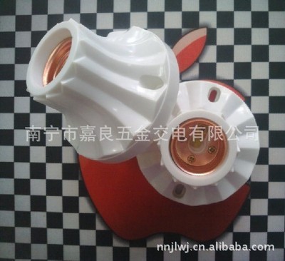 供應朱槿花高級加固型平燈座——南寧市嘉良五金交電的專業(yè)解決方案